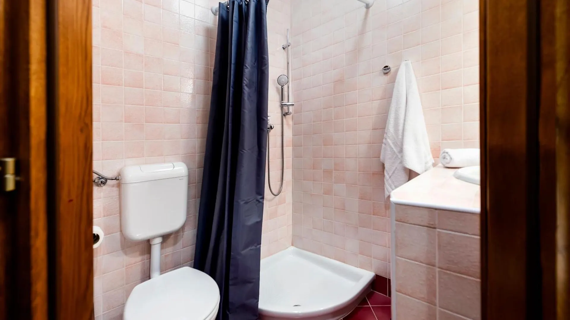 Noemi'S Rooms Rovigno